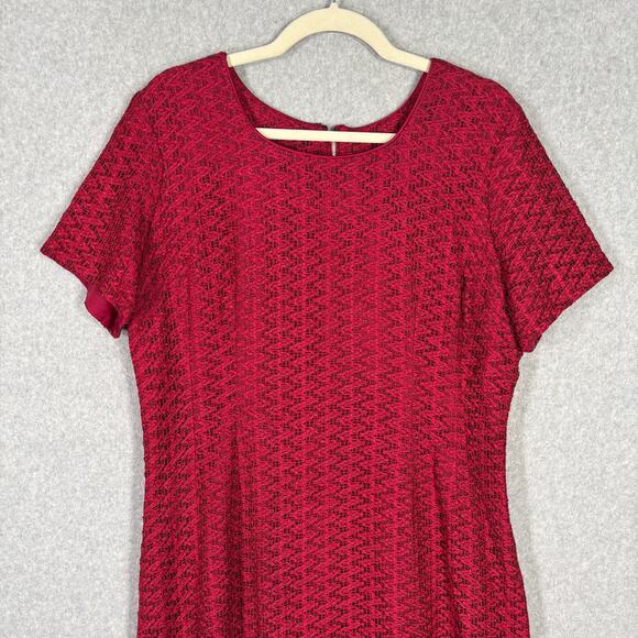 Vintage Jule Wyn Dress Womens 14 Red Mini Lace Textured Zig Zag 50s 60s Mod Knee - Picture 2 of 12